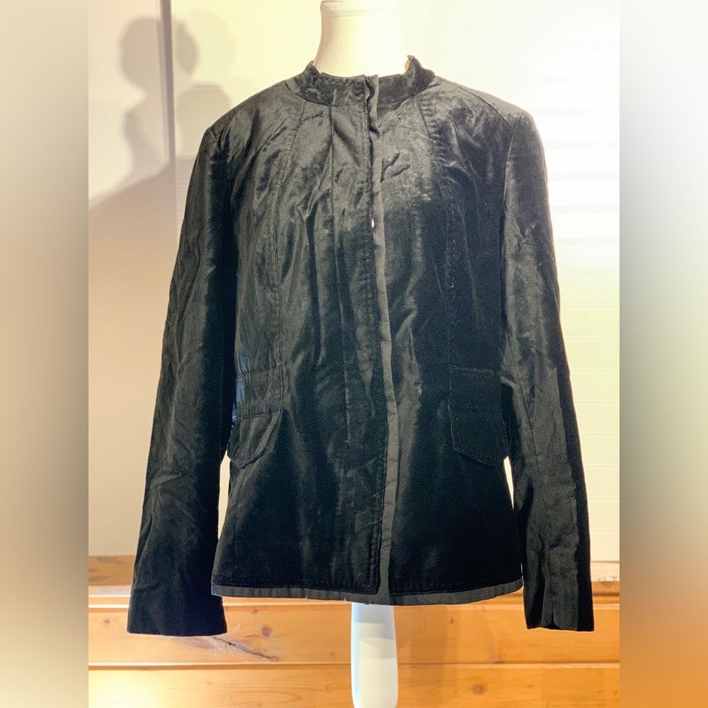 Women’s size 16 ColdWater creek black velvet Nehru collar‎ jacket hidden buttons - Picture 3 of 12